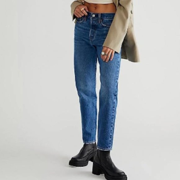 Levi's Wedgie Icon High-Rise Jeans - Picture 1 of 5